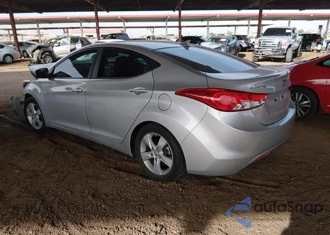 2013 Hyundai Elantra Gls z USA, uszkodzony, nr VIN 5NPDH4AE5DH342239